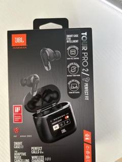 JBL TOUR PRO 2 ほぼ新品　充電コードイヤーチップ付き殺菌済 JBL TOUR PRO 2 ほぼ新品 充電コードイヤーチップ付き殺菌