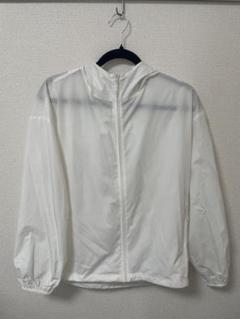 UNIQLO UVカットパーカー S ホワイトのサムネイル