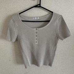 GU ベージュ トップスM
