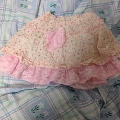 花柄ピンクスカート レース付き