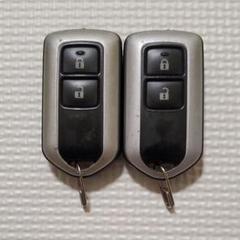 トヨタ純正 ALPHARD SMART DOOR LOCK 2ボタン 2個セット