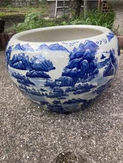 陶器　火鉢・メダカ鉢・花鉢 Amazon.co.jp: 火鉢 陶器鉢 水鉢 陶器 睡蓮鉢 メダカ鉢 めだか鉢