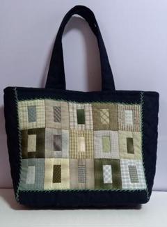 紺がテーマのトートバック刺繍四角刺繍