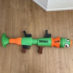 これで最後　ナーフ FORTNITE ランチャー　貴重な未開封ロケット弾付き！ これで最後 ナーフ FORTNITE ランチャー 貴重な未開封ロケット弾