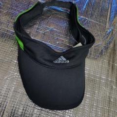adidas ブラック グリーン サンバイザー