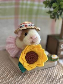 羊毛フェルト　モルモットちゃんの夏休み☀️
