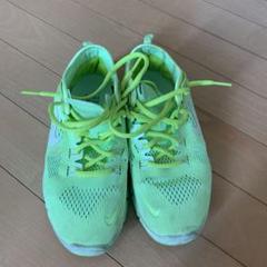NIKE ランニングシューズ スニーカー22.5センチ