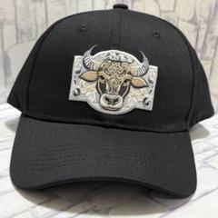 【大特価】✨牛刺繍ベースボールキャップ ブラック