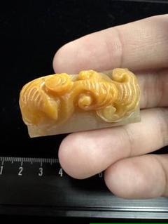 59寿山石黄石古獣 印面 4.0cm 美品 印石 印材 書道 落款 雅号 箱付き