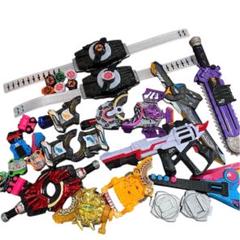 仮面ライダーギーツ 変身ベルトと武器セット DXシリーズ