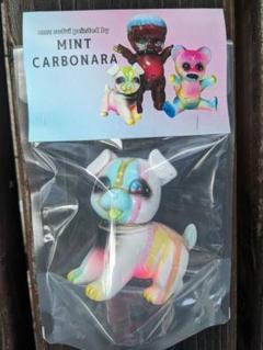 エムズ ソフビ デコ犬 MINT CARBONARA コラボ　デザフェス61 エムズ ソフビ デコ犬 MINT CARBONARA コラボ デザフェス61