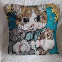 ヒグチユウコ　クッションカバー　新品