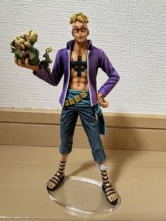 ワンピース フィギュア　リペイント　マルコ