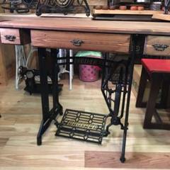 りんご様オーダー品 ミシン脚テーブル