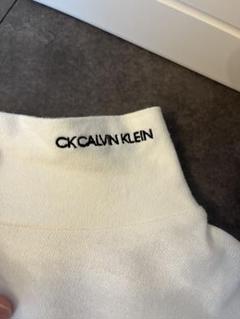 CK CALVIN KLEIN ホワイトタートルネック長袖カットソー