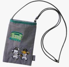 【新品未使用】阪神タイガース × familiar サコッシュ サコッシュ〈阪神タイガース × familiar〉 | ファミリア公式サイト