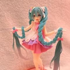 【美品】未開封 限定 ラプンツェルとフリン フィギュア Amazon.co.jp: ラプンツェル＆フリン LOVE 6013071 : ホーム