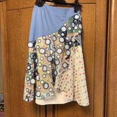 未使用タグ付き　ヴィヴィアンタム　フレアスカート 青と多色のデザイン