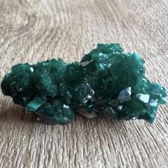 ダイオプテーズ C4鉱物 標本 原石 ダイオプテーズ C4鉱物 標本 原石 - メルカリ