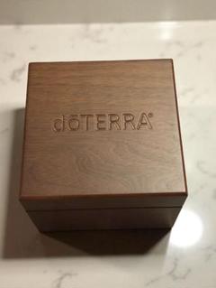 doTERRAアロマオイル　24本　ココナッツオイル　木箱 新品 ドテラ アロマオイルケース doTERRA 木箱 コンベンション