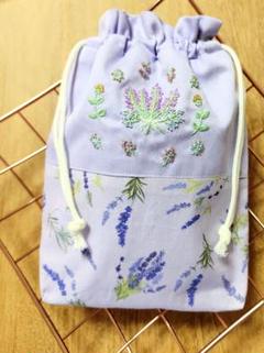 ラベンダー　刺繍　巾着袋 　ビーズ