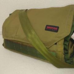 希少品 極美品 BRIEFING FARVER メッセンジャーバッグ カーキ 希少品 極美品 BRIEFING FARVER メッセンジャーバッグ カーキ