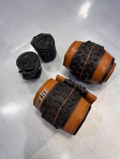完成車取り外し未使用品　MAXXIS Rekon＋ 27.5×2.80 2本 完成車取り外し未使用品 MAXXIS Rekon＋ 27.5×2.80 2本 - メルカリ