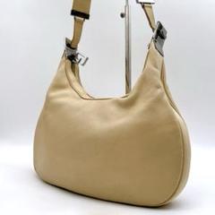 GUCCI ショルダーバッグ G金具 ハーフムーン レザー 肩掛け e425