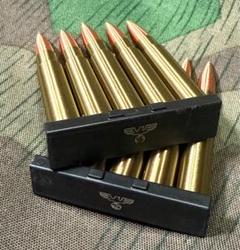 ドイツ軍モーゼル98k小銃弾用クリップ　★5個セット★プラ製レプリカ　展示　飾りのサムネイル