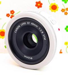 美品！キャノン Canon EF 40mm F2.8 STM☆希少ホワイト！ Canon EF 40mm F2.8 STM ホワイト