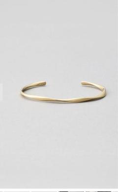 ete Silver925 ゴールドカラー バングル 美品 ete バングル ツイスト シルバー925 ゴールド - メルカリ