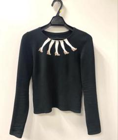 美品　アリスオリビア　ニット　トップスのサムネイル