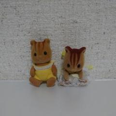 シルバニアファミリー初期 の人形です。