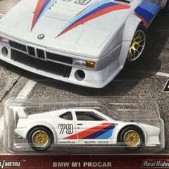 ホットウィール　プレミアム　ミニカー　カーズ＆ドーナツ　BMW M1