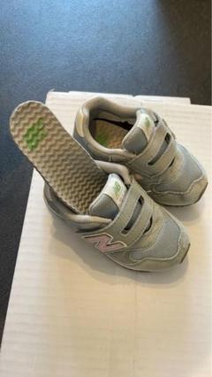 New Balance スニーカー