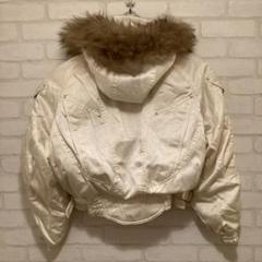 ellesse (M)ホワイトファー付きクロップドジャケット ブルゾン y2k ellesse (M)ホワイトファー付きクロップドジャケット ブルゾン