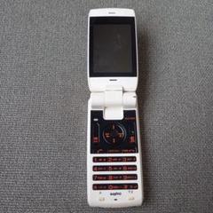 au SANYO W21SA ホワイト 折りたたみ式ガラケー