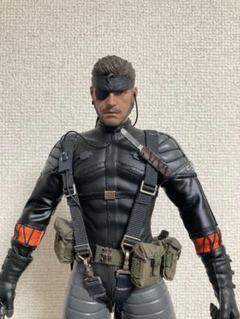 2体セット】ホットトイズ ＆ 迷彩服カスタム ネイキッドスネーク