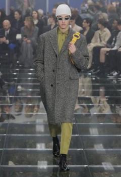 PRADA プラダ ボディバッグ ナイロン イエロー 2025年最新】プラダ ナイロン 黄色の人気アイテム - メルカリ