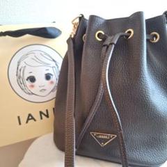IANNE イアンヌ ルシール 巾着バッグ ショコラ レザー 牛革