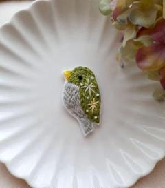 刺繍ブローチ ハンドメイドアクセサリー めじろ 鶯 ヘアゴム