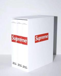 Supreme 30 Years T-Shirts 1994-2024 Bookのサムネイル