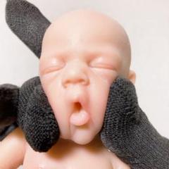 18cm しっかり存在感のある赤ちゃん　フルシリコンでプルプル　リボーンドール