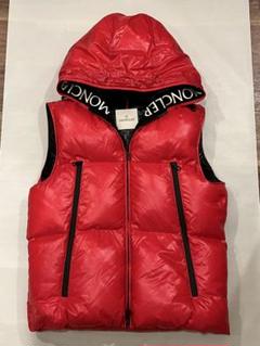 2025年最新】MONCLER カラー：レッド系 ダウンベスト