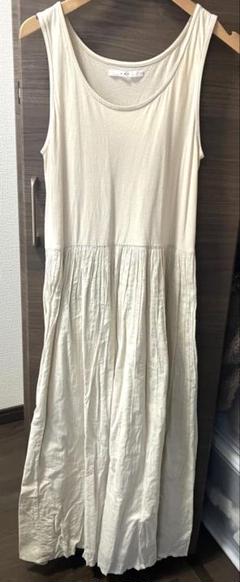 KBF ノースリーブロングワンピース ベージュ　フリーサイズ　レディース