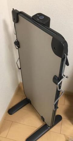 東芝 TOSHIBA ズボンプレッサー