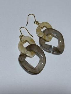 ハンドメイド　ピアス　No.194