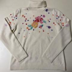 レオナールスポーツ　花柄ドット模様タートルネックニット