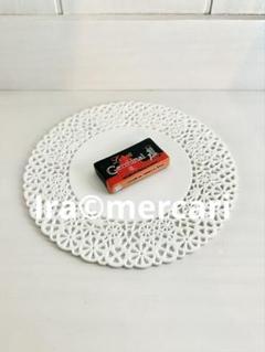 エノー地方　スペシャリテのフェーブ　フェーヴ　ミニチュア　陶器　チョコレート