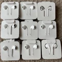 Apple iPhone Lightning-3.5mm イヤフォン